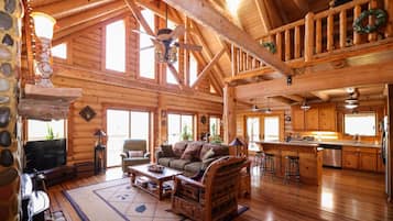 Smart-TV, peis, DVD-spiller og fotballspill