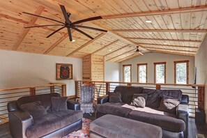 Smart TV, chimenea
