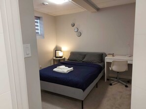 2 camere, una scrivania, Wi-Fi gratuito, lenzuola