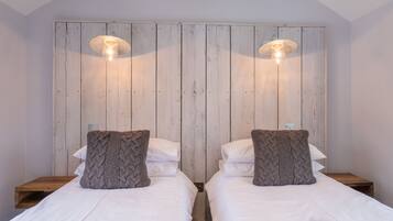 Cottage, Private Bathroom | 2 bedrooms