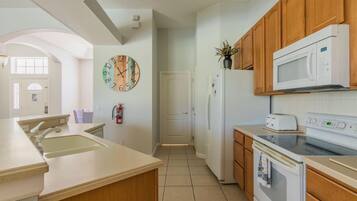 House, Multiple Beds (Ian's Highlands Reserve Vacation Home) | 4 bedrooms