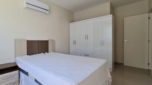 3 bedrooms, free WiFi - Lindo Apt 03 dormitorios em Bombas 801 (Bombinhas)