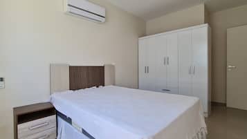 Apartamento básico | 3 quartos, Wi-Fi de cortesia