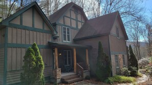 Exterior - Private Echota Resort home, great amenities, 2car garage, near best attractions (Boone)