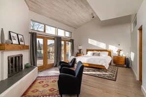 3 Schlafzimmer, Bügeleisen/Bügelbrett, Reisekinderbett, WLAN