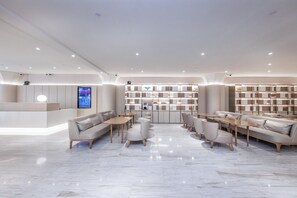 Lobby - Ji Hotel (Shanghai)