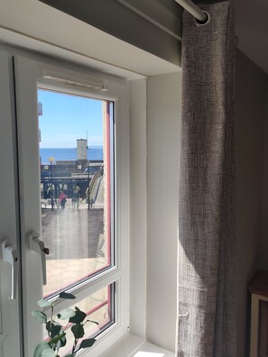 Interior - Anchors Away (Ayr)