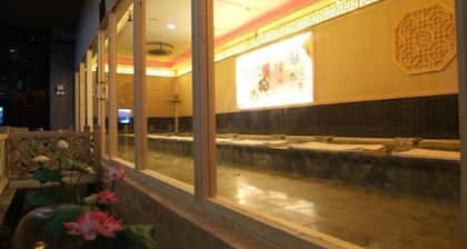 Hekou Hotel