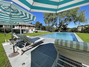 Piscine extérieure