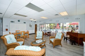 Interior - Condo# 317 1 Bed/1 bath Condo Steps to Siesta Key Beach! (Sarasota)