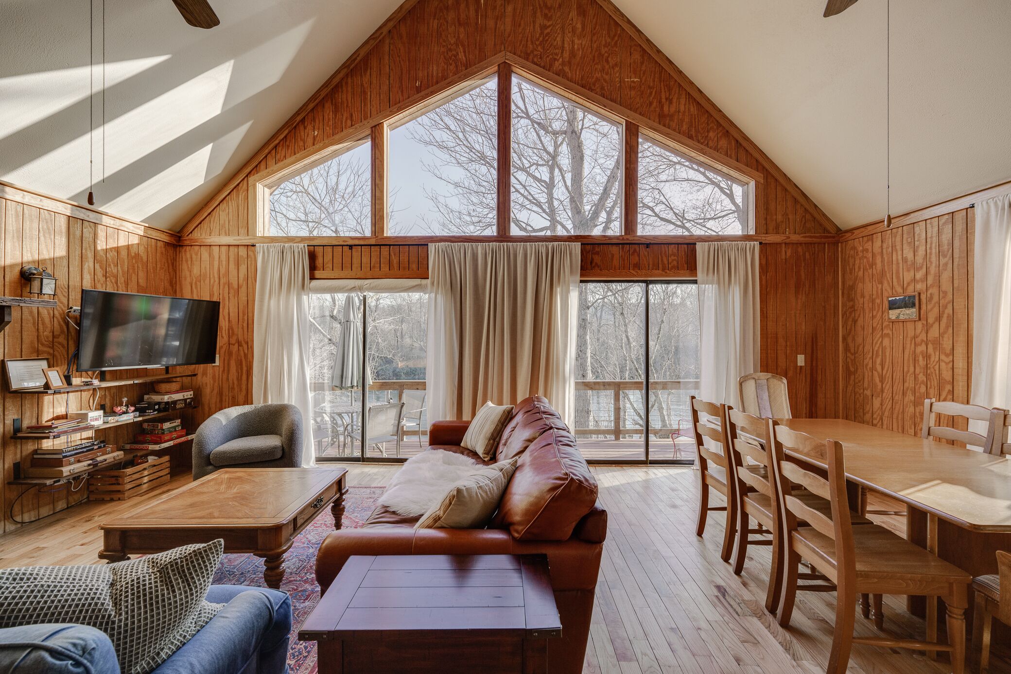 River front house for ten