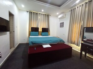 1 Schlafzimmer, Schreibtisch, kostenloses WLAN, Bettwäsche