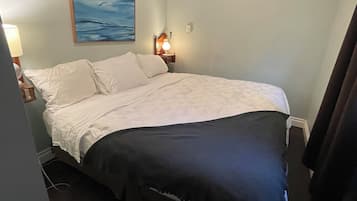 1 Schlafzimmer, BĂŒgeleisen/BĂŒgelbrett, kostenloses WLAN, BettwĂ€sche