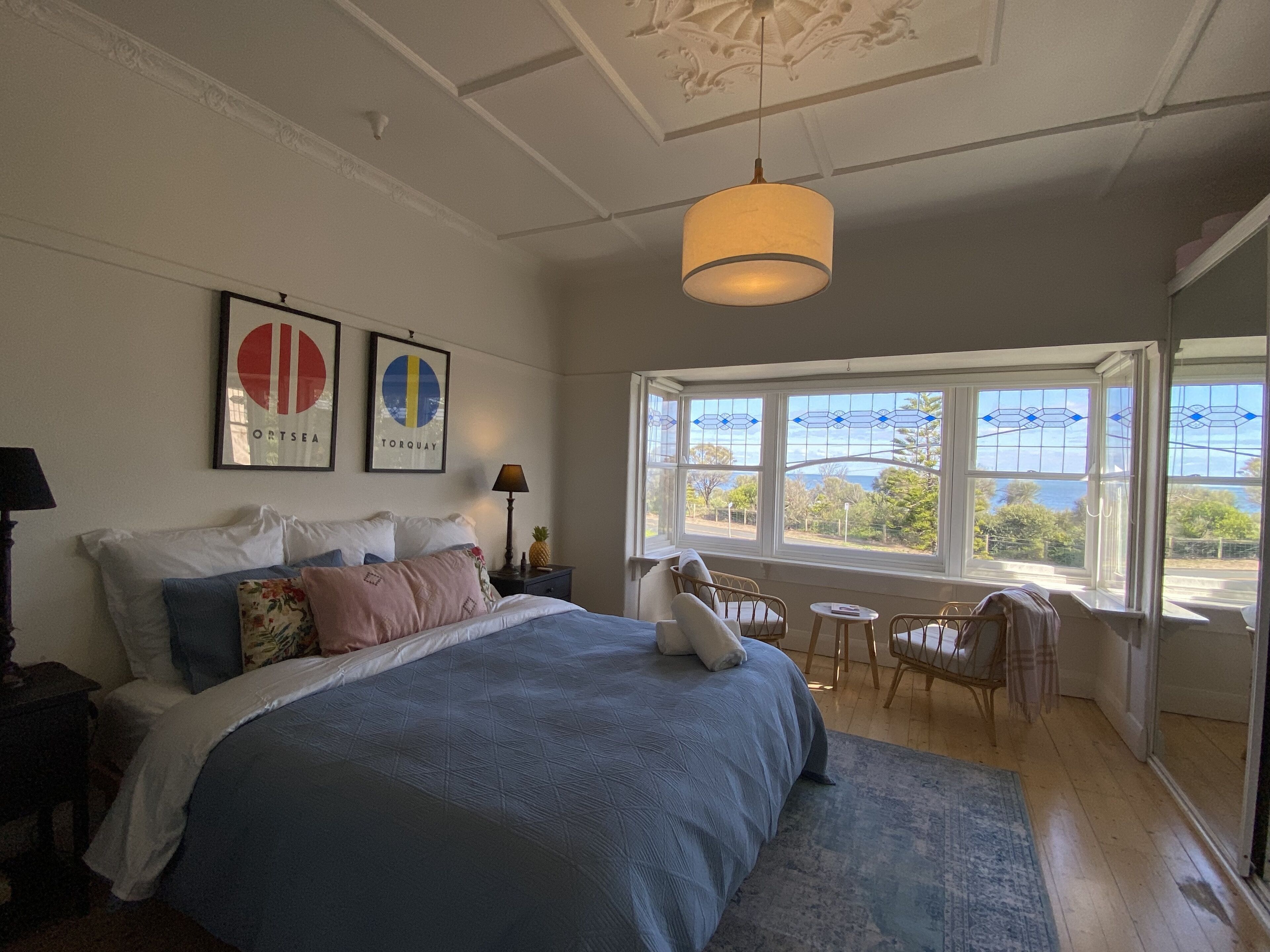 OCEAN VIEW - Absolute Beachfront Art Deco Apartment - Elwood/St Kilda