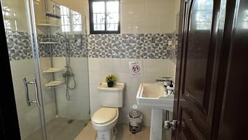 Shower, towels, soap, shampoo