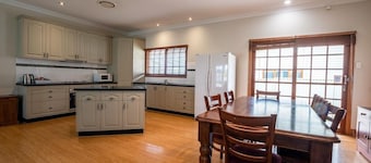 'Nuallen House' Glen Innes