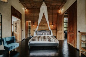 9 dormitorios, wifi gratis, ropa de cama