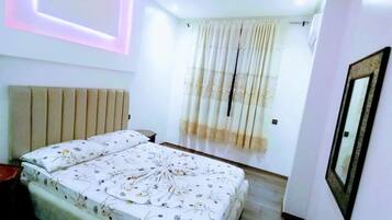 2 bedrooms, free WiFi, bed sheets