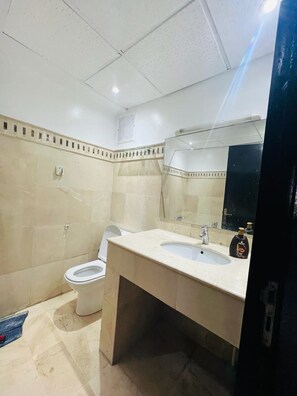 Bathtub