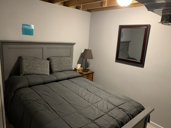 1 bedroom, iron/ironing board, WiFi, bed sheets