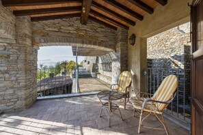 Terrace/patio - Villa Cà Di Negrè by MMega (Montignoso)