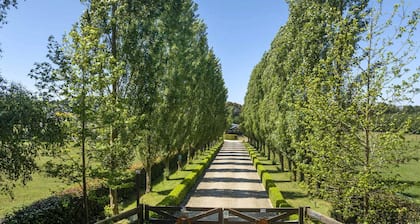 FarmStay@Poplar Cottage on Famous Mornington Peninsula - Full Disability access