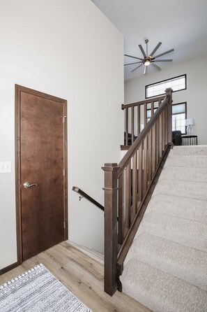 Interior - 5-Star Townhome (3br/3ba) (Sioux Falls)