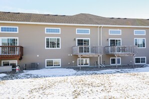Exterior - 5-Star Townhome (3br/3ba) (Sioux Falls)