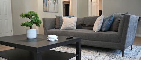 Smart TV y chimenea