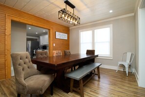 تناول الطعام