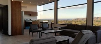 OCEAN VIEW 4 BEDROOM HOUSE PRIVATE POOL