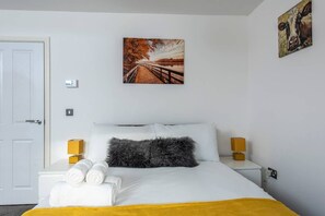 2 soverom, strykejern/-brett, wi-fi og sengetøy