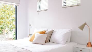 3 bedrooms, iron/ironing board, Internet