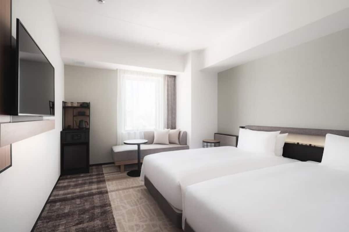 Couette en duvet d'oie, surmatelas, coffres-forts dans les chambres