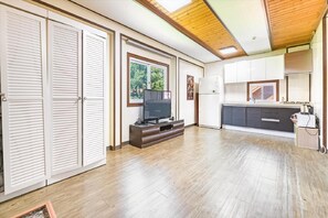 Rom – basic, 1 soverom (C 201) | 1 soverom og wi-fi (inkludert)