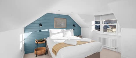 Fer et planche à repasser, Wi-Fi gratuit, draps fournis