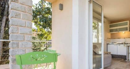 Studio Standing AIX centre-ville à PIEDS