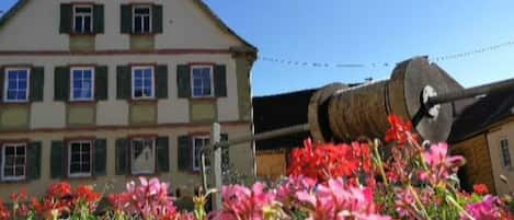 Enceinte de lâhĂ©bergement