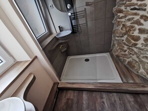 Shower, hair dryer, towels, soap - Merlin - Our Celtic farm (Niederstetten)