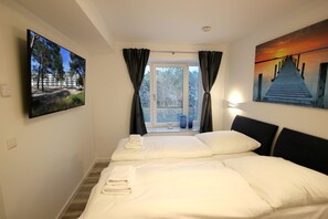 Unclassified image, 5 of 13, button