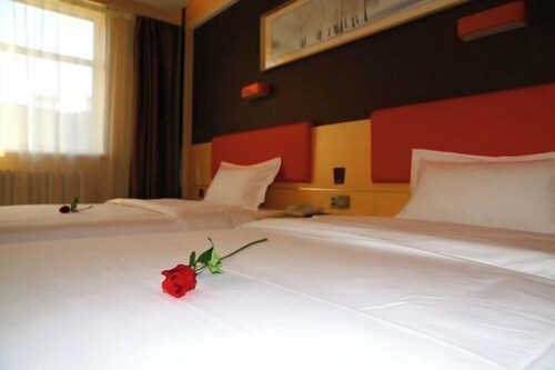 Kela Star Hotel (Shenyang Sujiatun Exhibition Center)