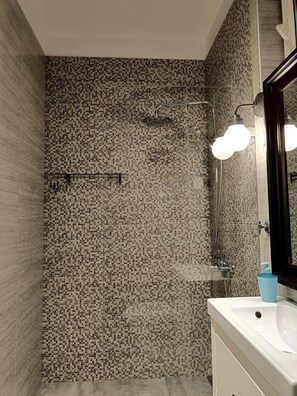 Bathroom - Newly Refurbished Apartment in the City Center (Sofia)