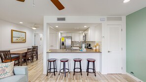 Interior - First Floor Condo, Shared Pool and Grill, Boardwalk (Port Aransas)