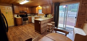 Fridge, microwave, oven, stovetop - Cottage #3 near a Creek & Pond on Mt. Lassen (Shingletown)