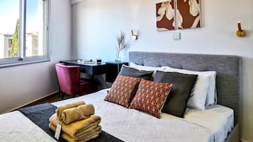Deluxe Apartment | 2 bedrooms, free WiFi, bed sheets
