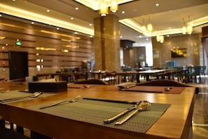 Restaurant - Gannan Normal University International Academic Exchange Center (Ganzhou)