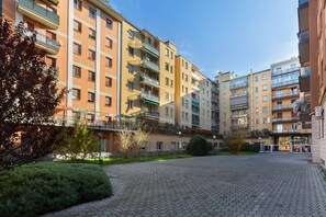 Exterior - GuestHost - Apartment located on the first floor of a building with a lift.In 75 square meters of space, it comfortably accommodates 6 people with two double bedrooms and a sofa bed in the living room.Connected with the city center and with all points of (Bologna)