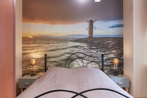 Classic Apartment | Iron/ironing board, free WiFi, bed sheets