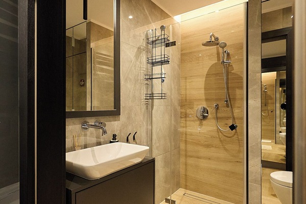 Premium Studio Suite | Bathroom | Towels
