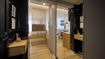 Premium-Studiosuite | Individuell dekoriert, individuell eingerichtet, Bügeleisen/Bügelbrett